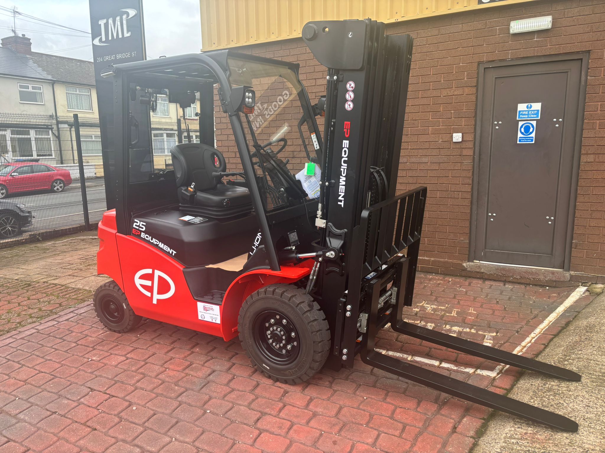 Forklift 3